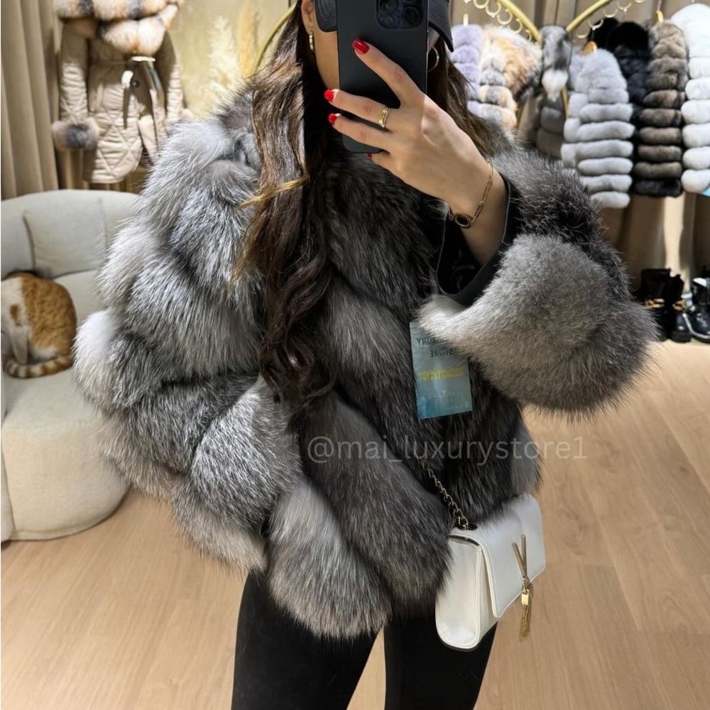 Fancy jacket - Picture 5 of 6